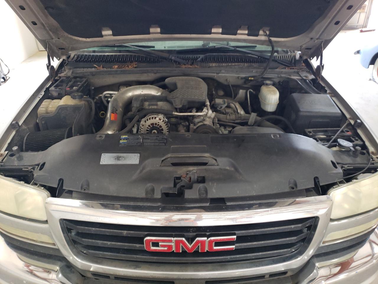2004 GMC Sierra C2500 Heavy Duty VIN: 1GTHC29244E251364 Lot: 64983654