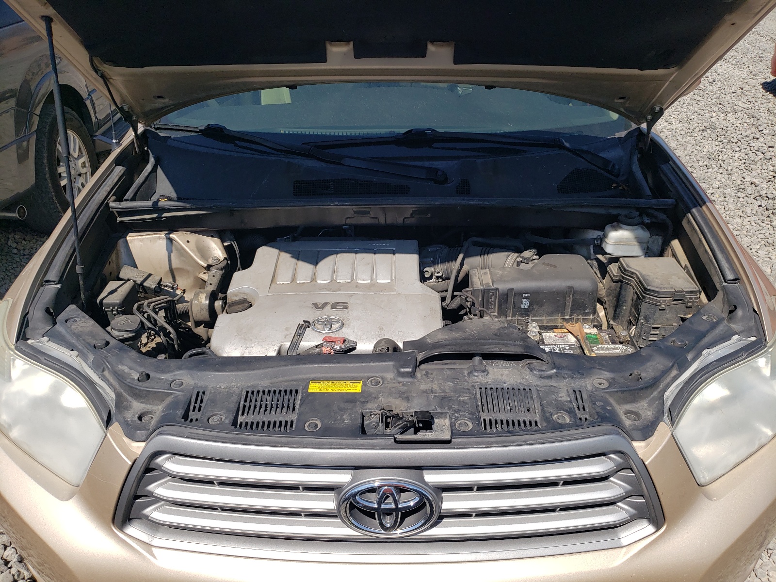 5TDBK3EH0AS039107 2010 Toyota Highlander