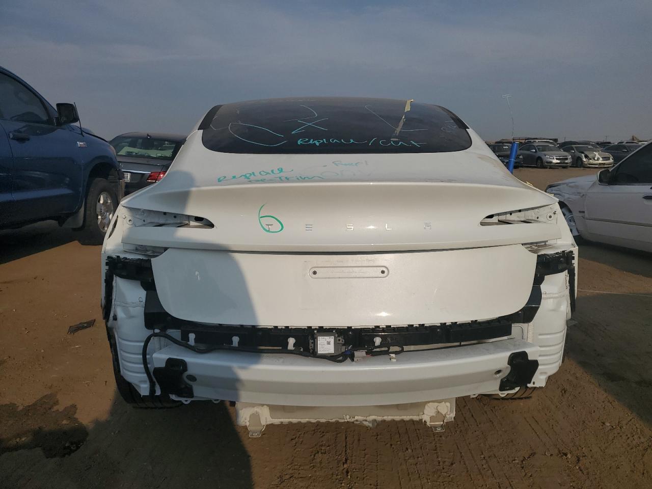 5YJ3E1EA7RF732484 2024 Tesla Model 3