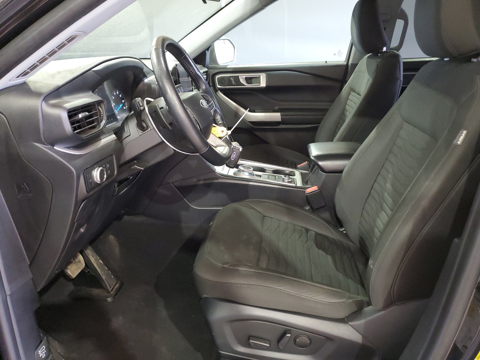 1FMSK8DH4MGB41745 2021 Ford Explorer Xlt