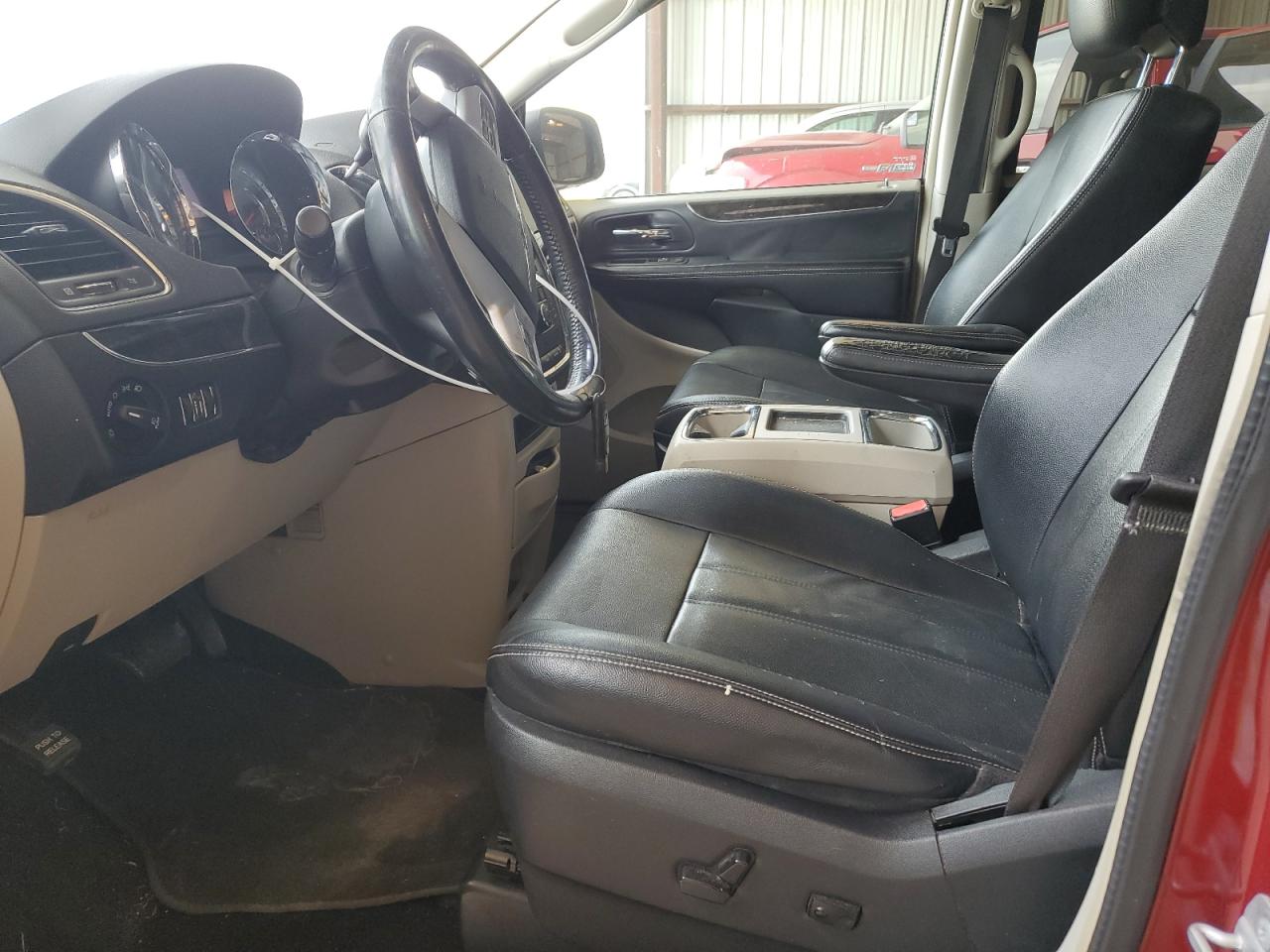 2016 Chrysler Town & Country Touring VIN: 2C4RC1BG1GR215112 Lot: 65086294