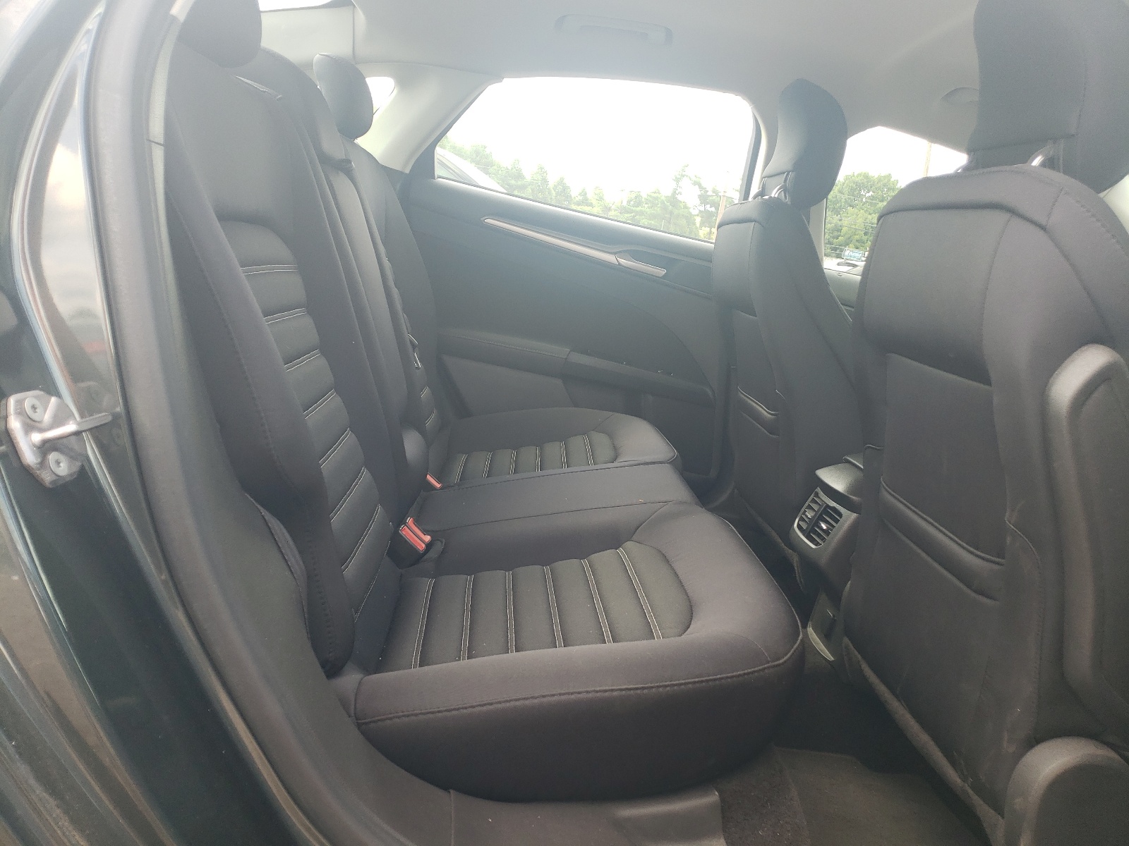 3FA6P0H76FR156596 2015 Ford Fusion Se