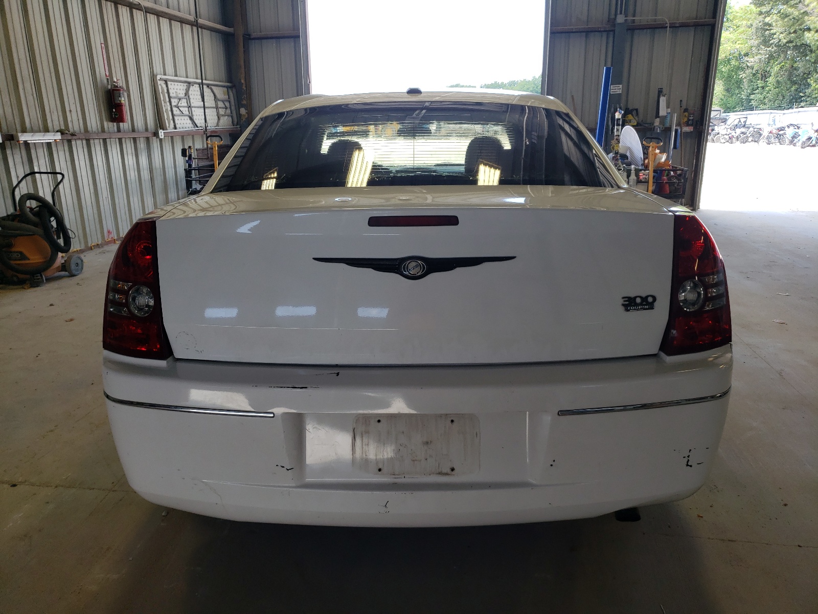 2C3CA5CVXAH326209 2010 Chrysler 300 Touring