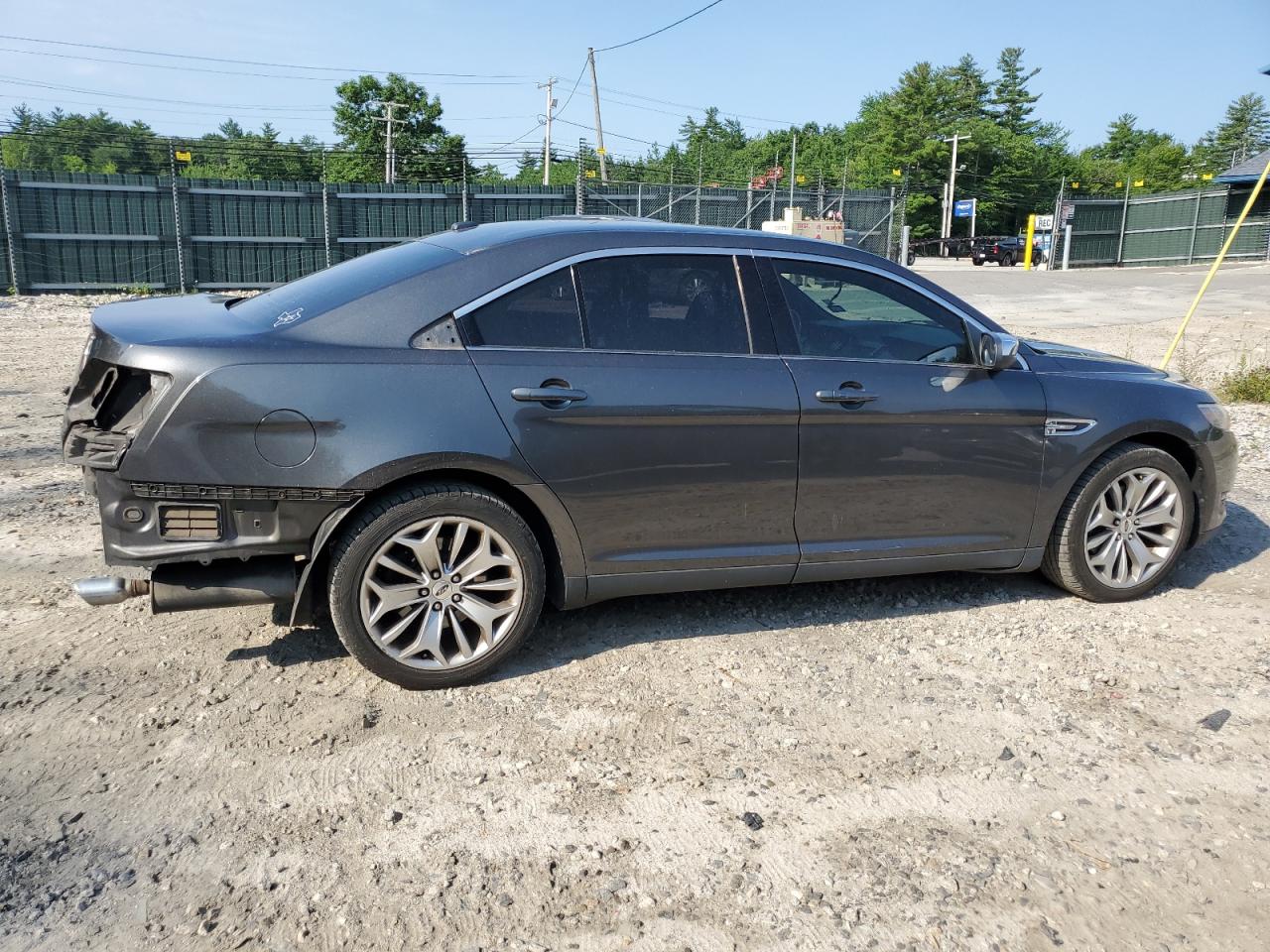 VIN 1FAHP2F83FG153663 2015 FORD TAURUS no.3