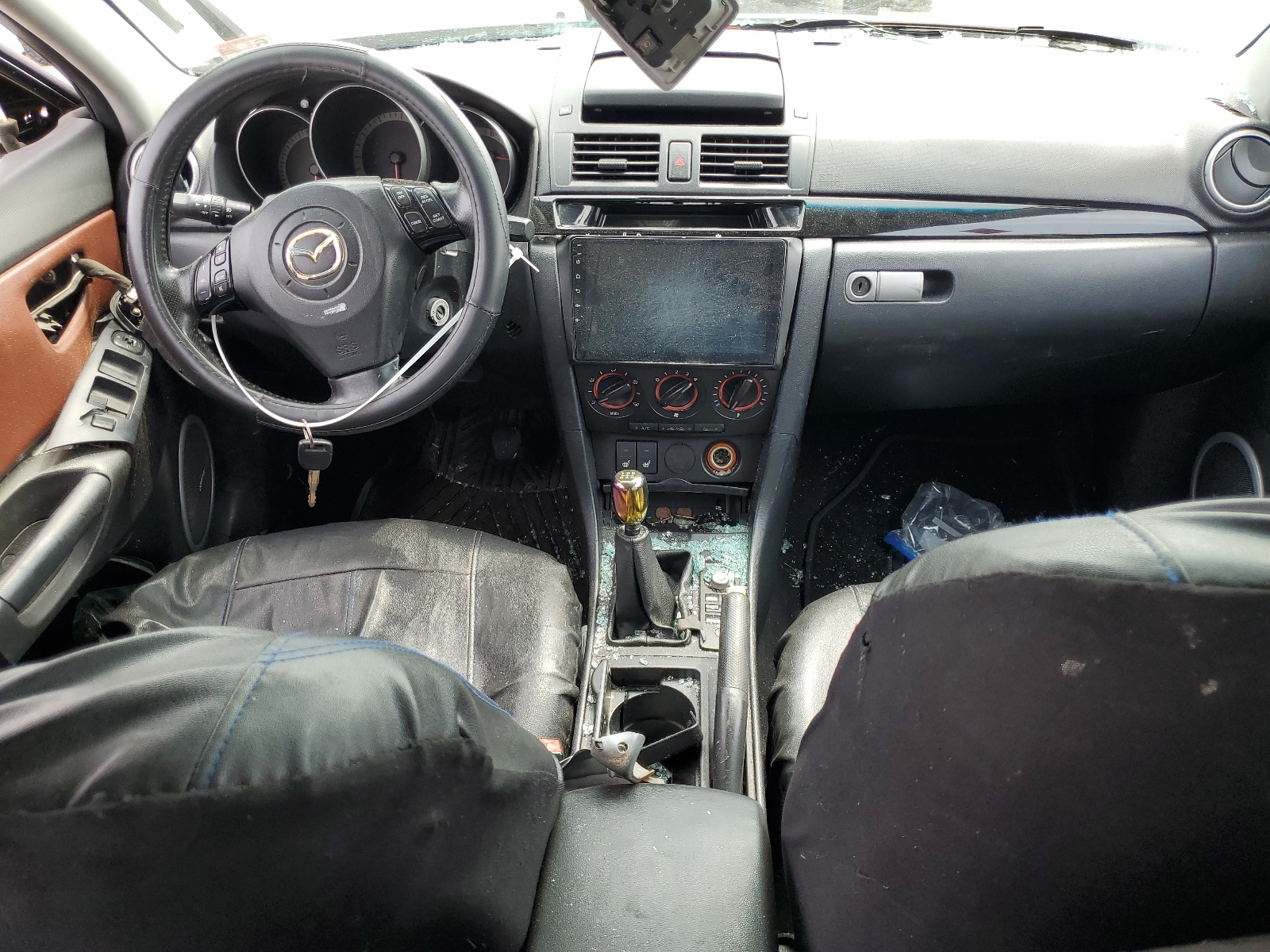 JM1BK343651271896 2005 Mazda 3 Hatchback