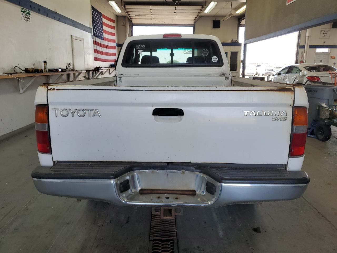 1999 Toyota Tacoma Xtracab VIN: 4TAWM72N0XZ552695 Lot: 60146554