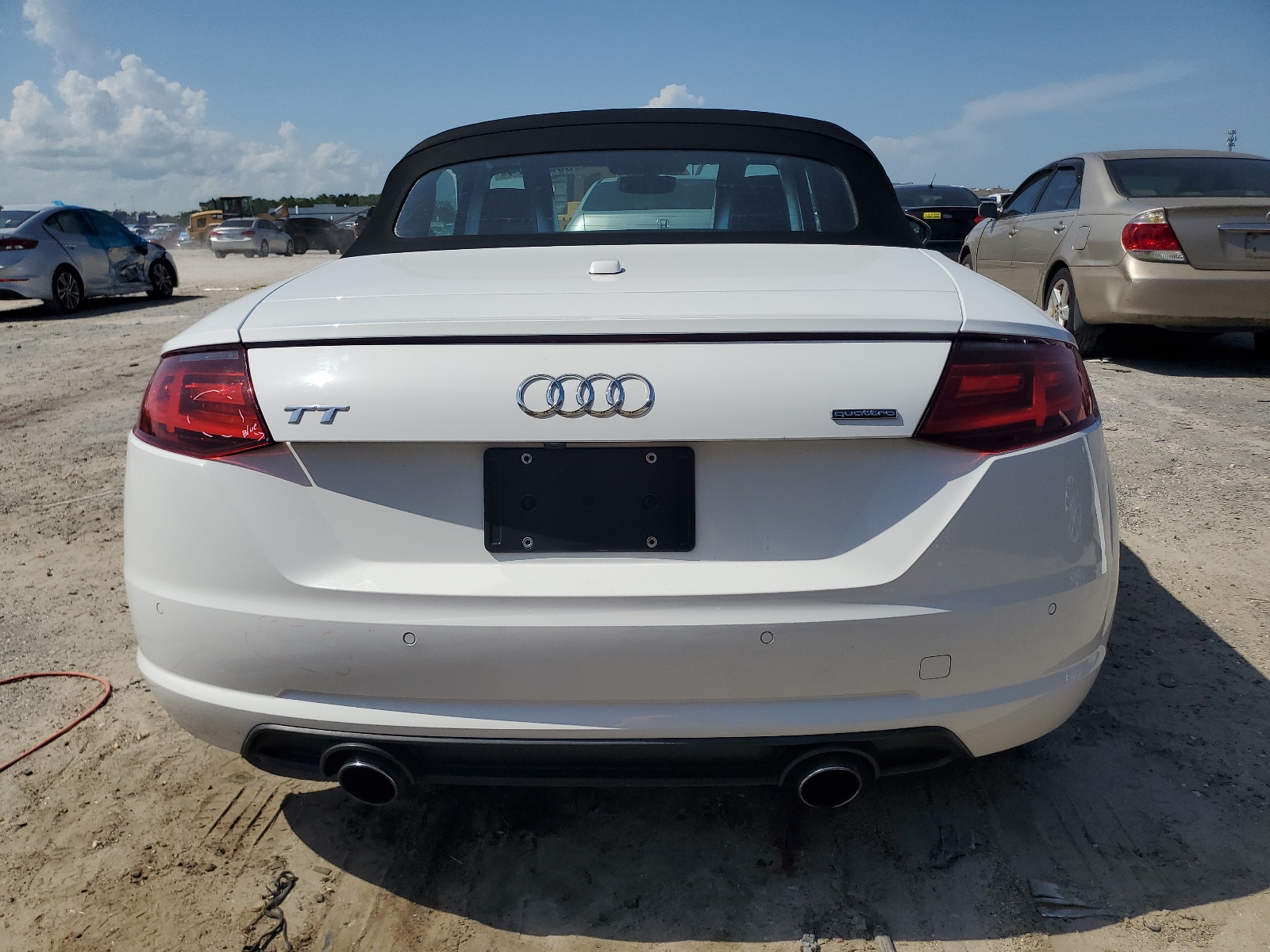 TRUT5CFV0H1006606 2017 Audi Tt