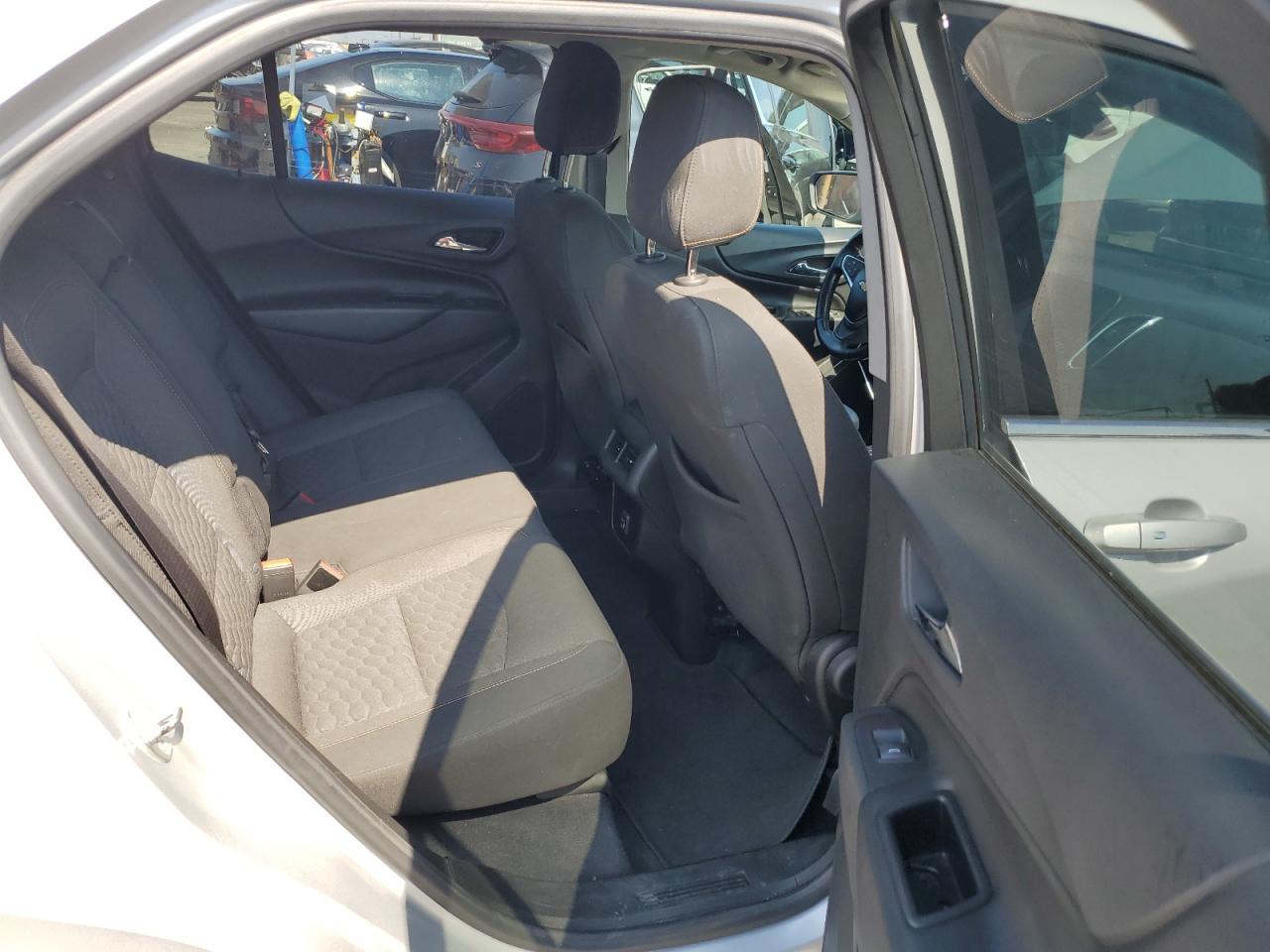 2019 Chevrolet Equinox Lt VIN: 2GNAXKEV9K6305983 Lot: 64048044