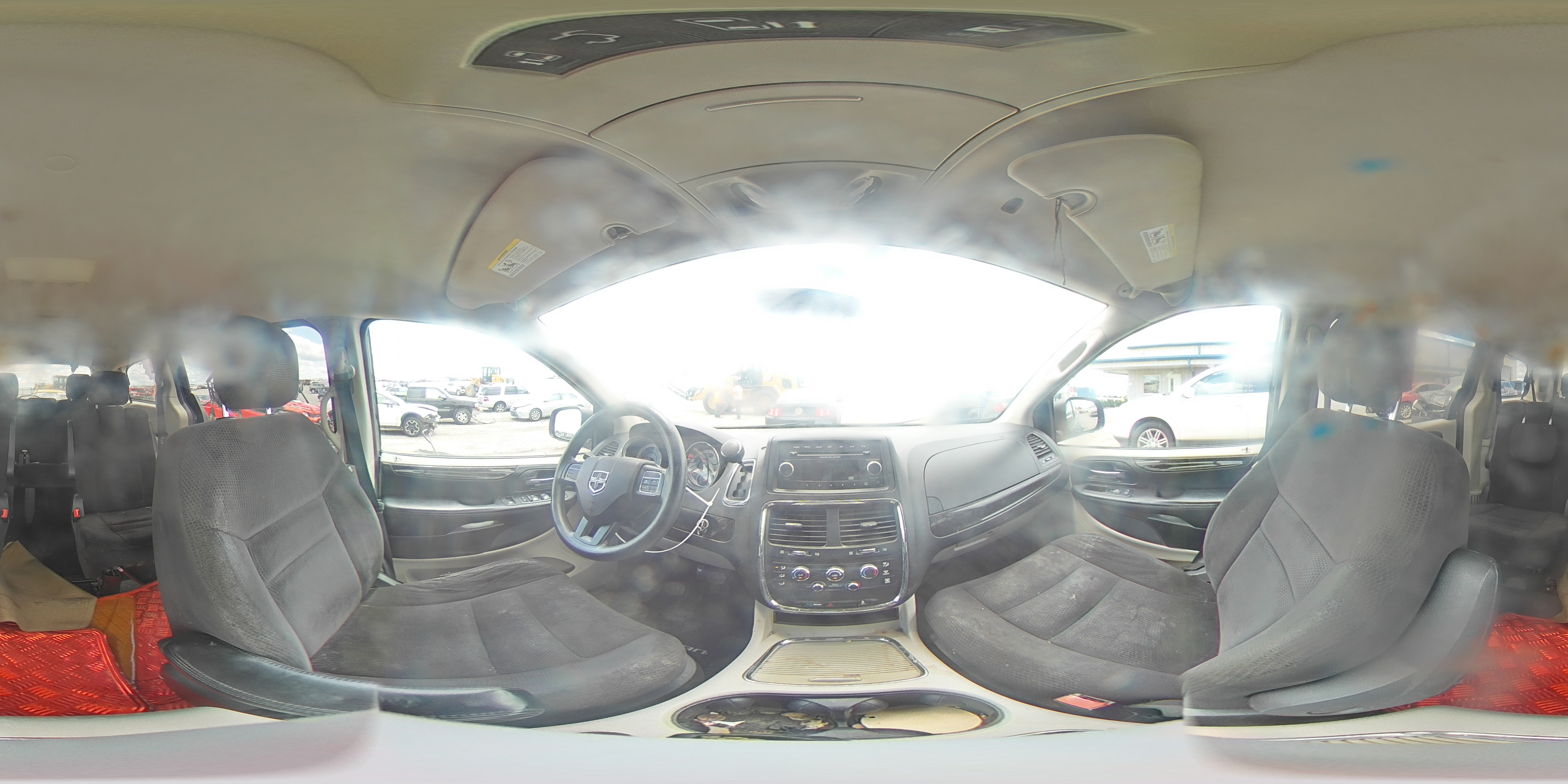 2014 Dodge Caravan - Image 14