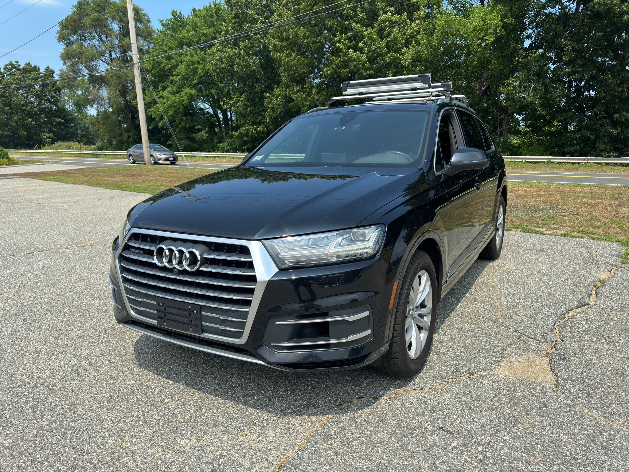 2019 Audi Q7 Premium Plus vin: WA1LAAF75KD002854