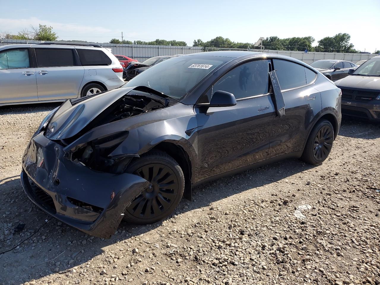 7SAYGDEE8RA225890 2024 TESLA MODEL Y - Image 1