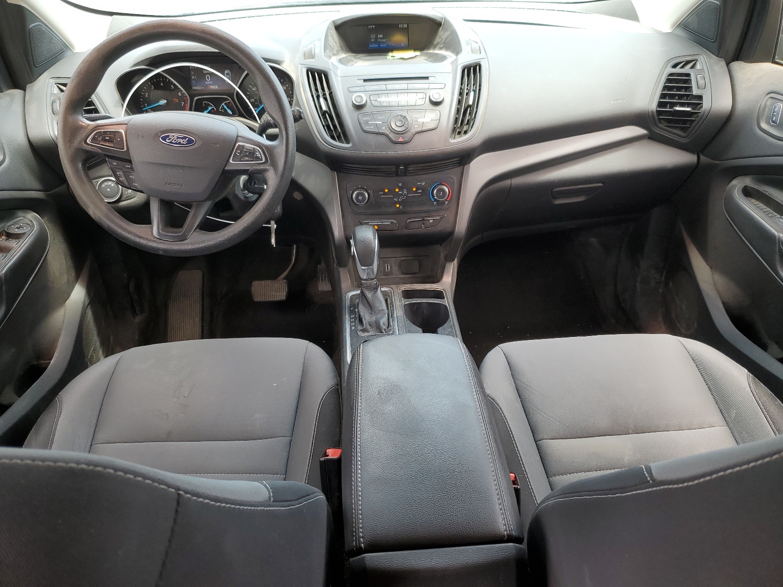 1FMCU0F75JUB44347 2018 Ford Escape S