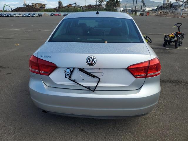  VOLKSWAGEN PASSAT 2013 Silver