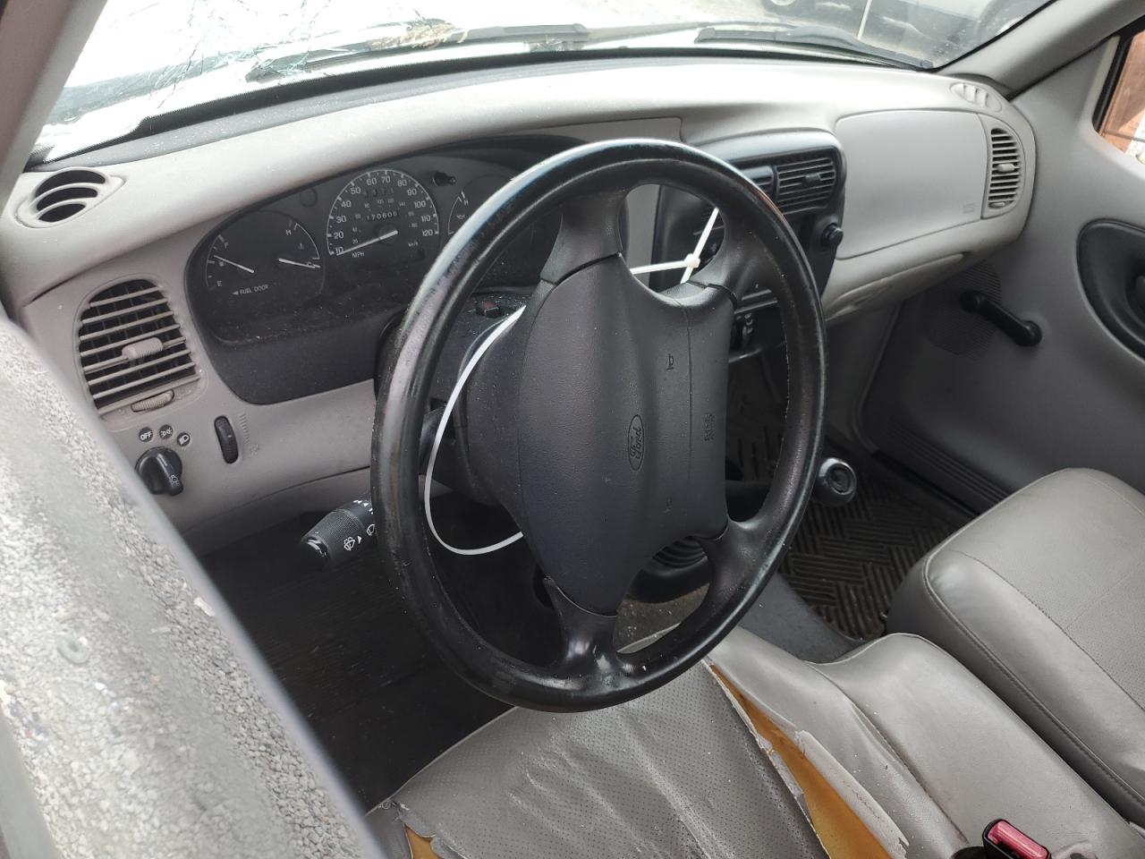 2000 Ford Ranger VIN: 1FTYR10C2YTB06341 Lot: 64323914