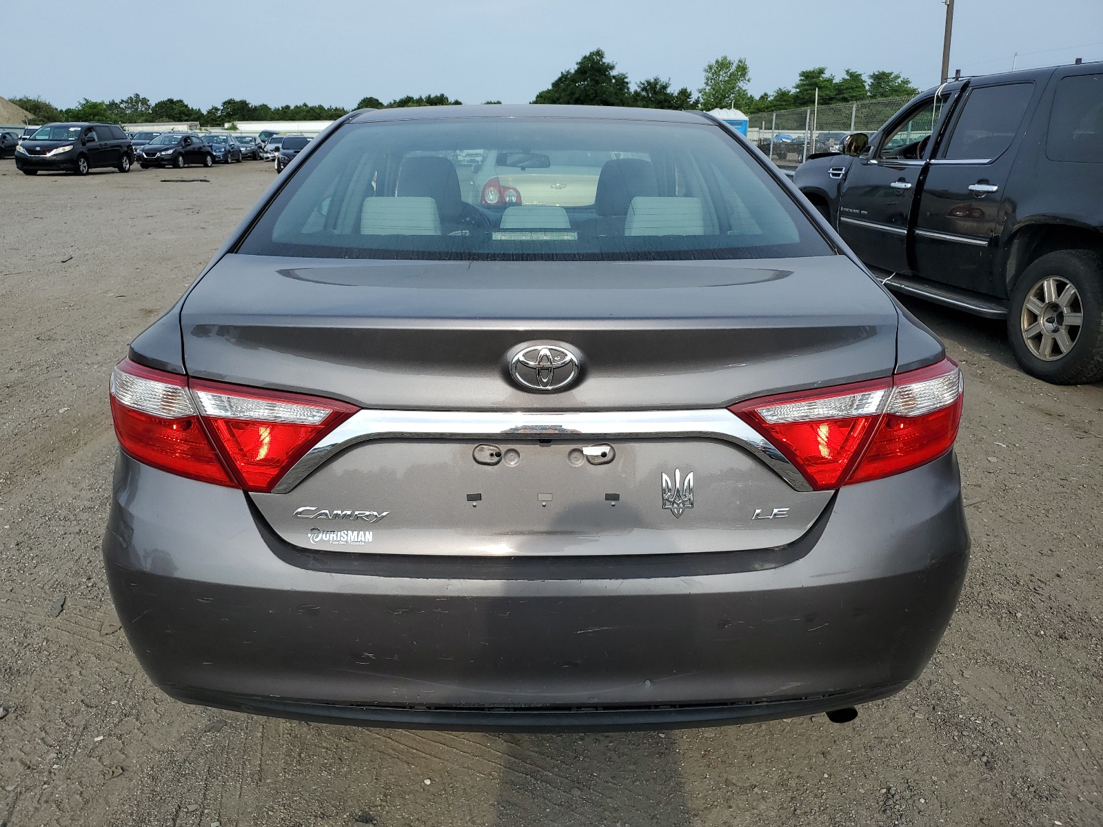 2016 Toyota Camry Le vin: 4T4BF1FK2GR567255