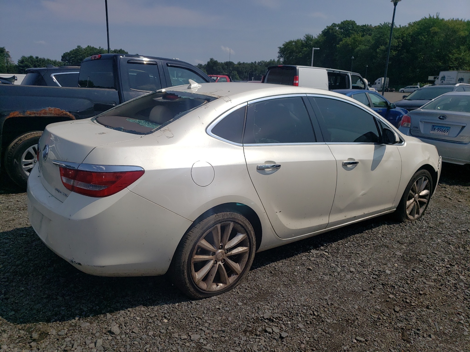 2013 Buick Verano vin: 1G4PP5SKXD4174237