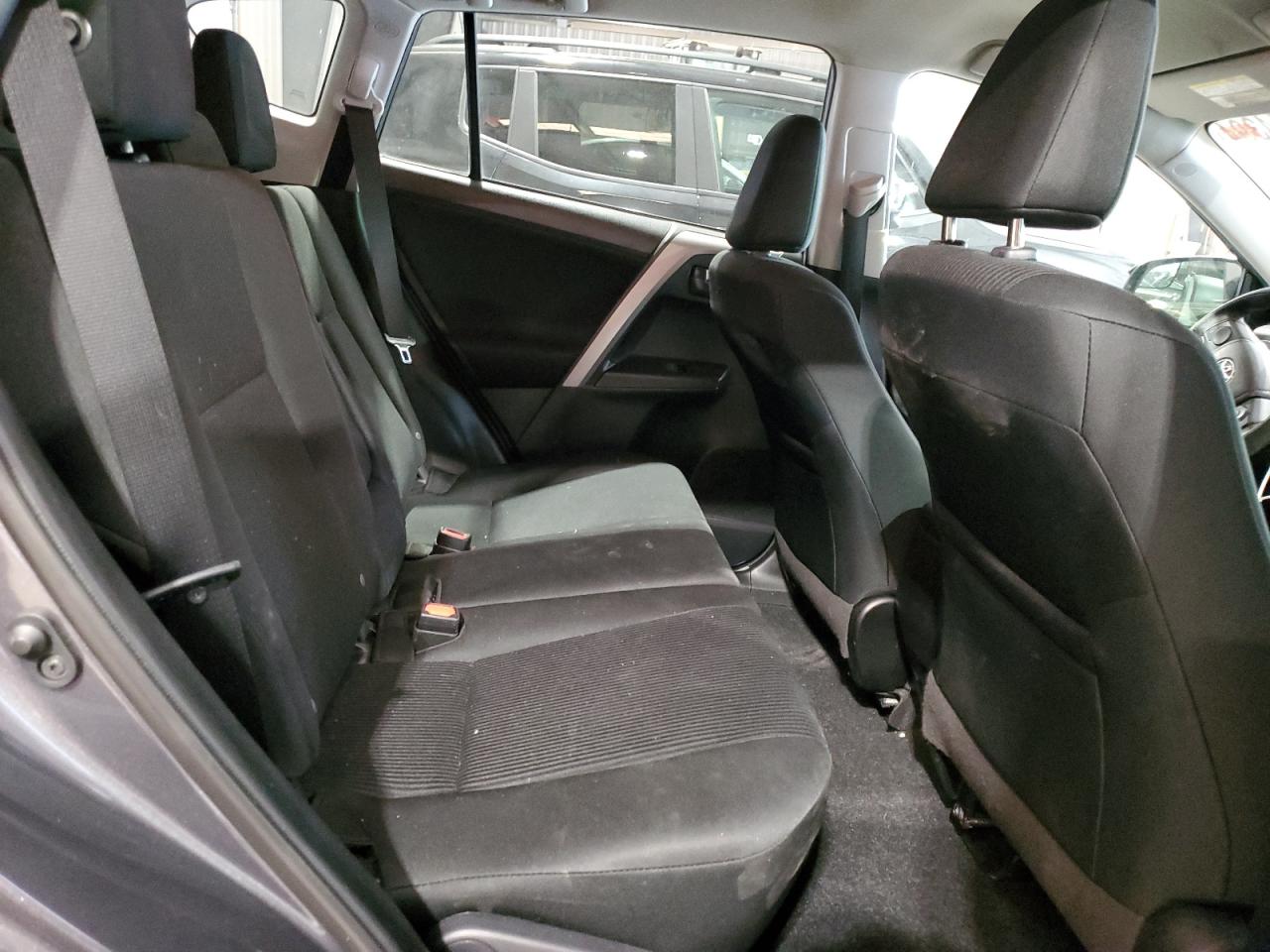 2018 Toyota Rav4 Le VIN: 2T3BFREVXJW856368 Lot: 64144394