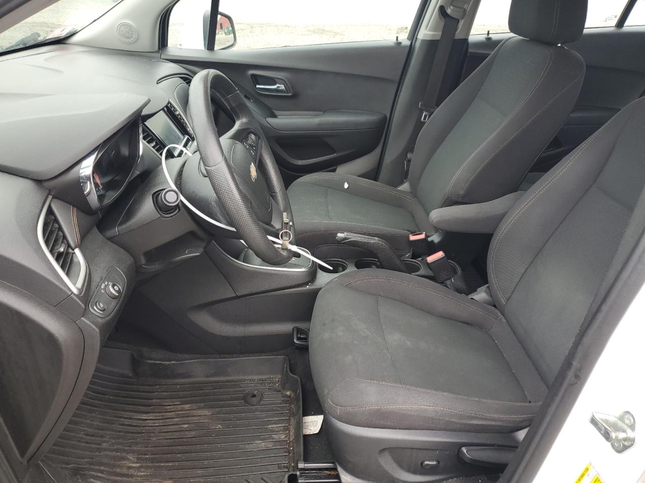 2017 Chevrolet Trax Ls VIN: 3GNCJKSB8HL247731 Lot: 63950684