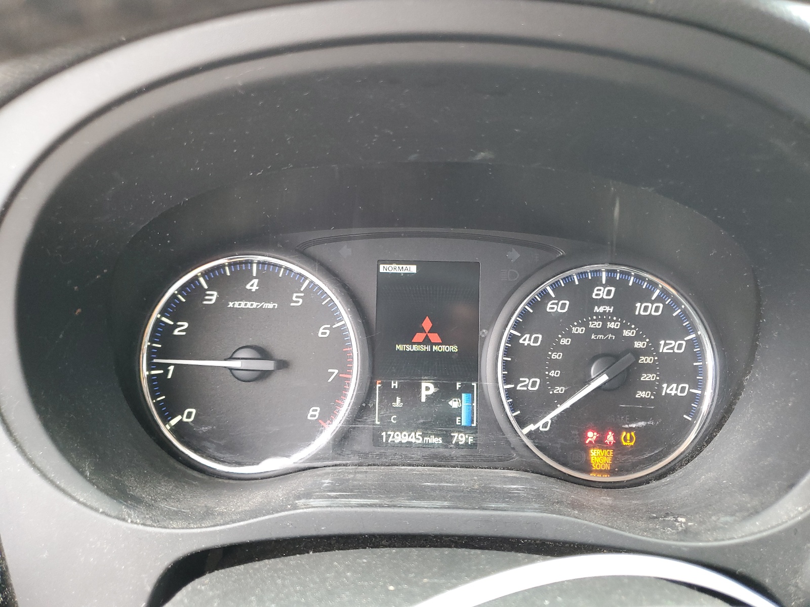 JA4AZ3A34GZ004802 2016 Mitsubishi Outlander Se