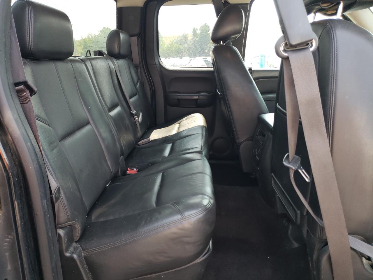 1GCRKTE72DZ157393 2013 Chevrolet Silverado K1500 Ltz