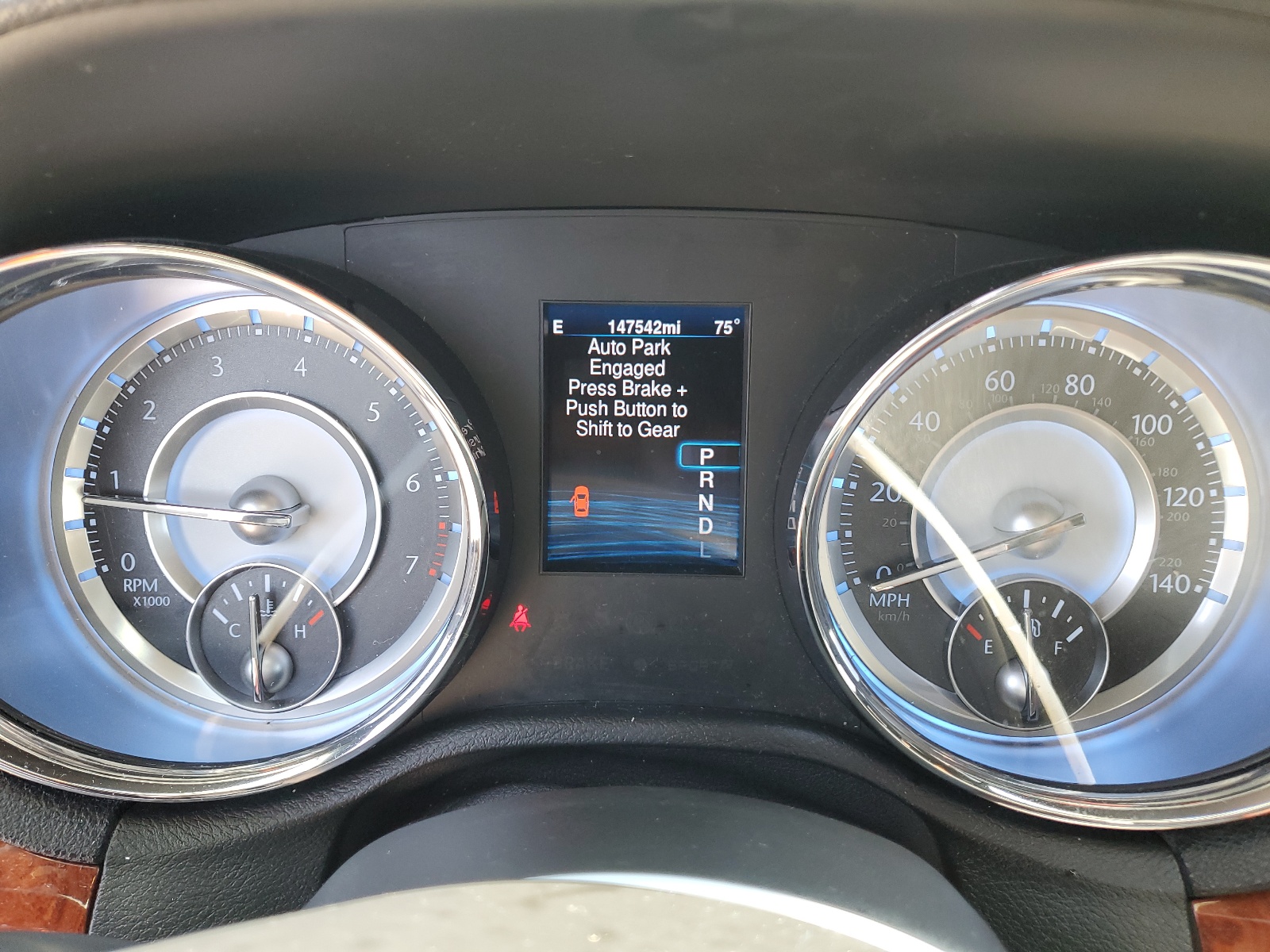 2C3CCAAG8EH223075 2014 Chrysler 300