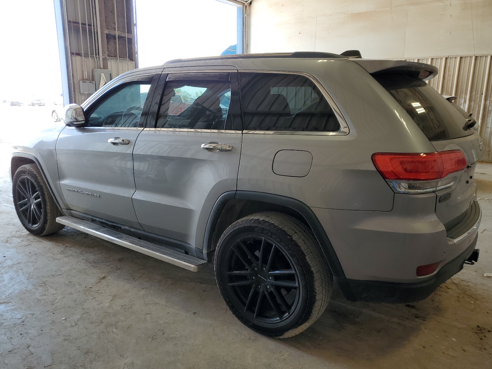 2015 Jeep Grand Cherokee Limited vin: 1C4RJEBG8FC669233