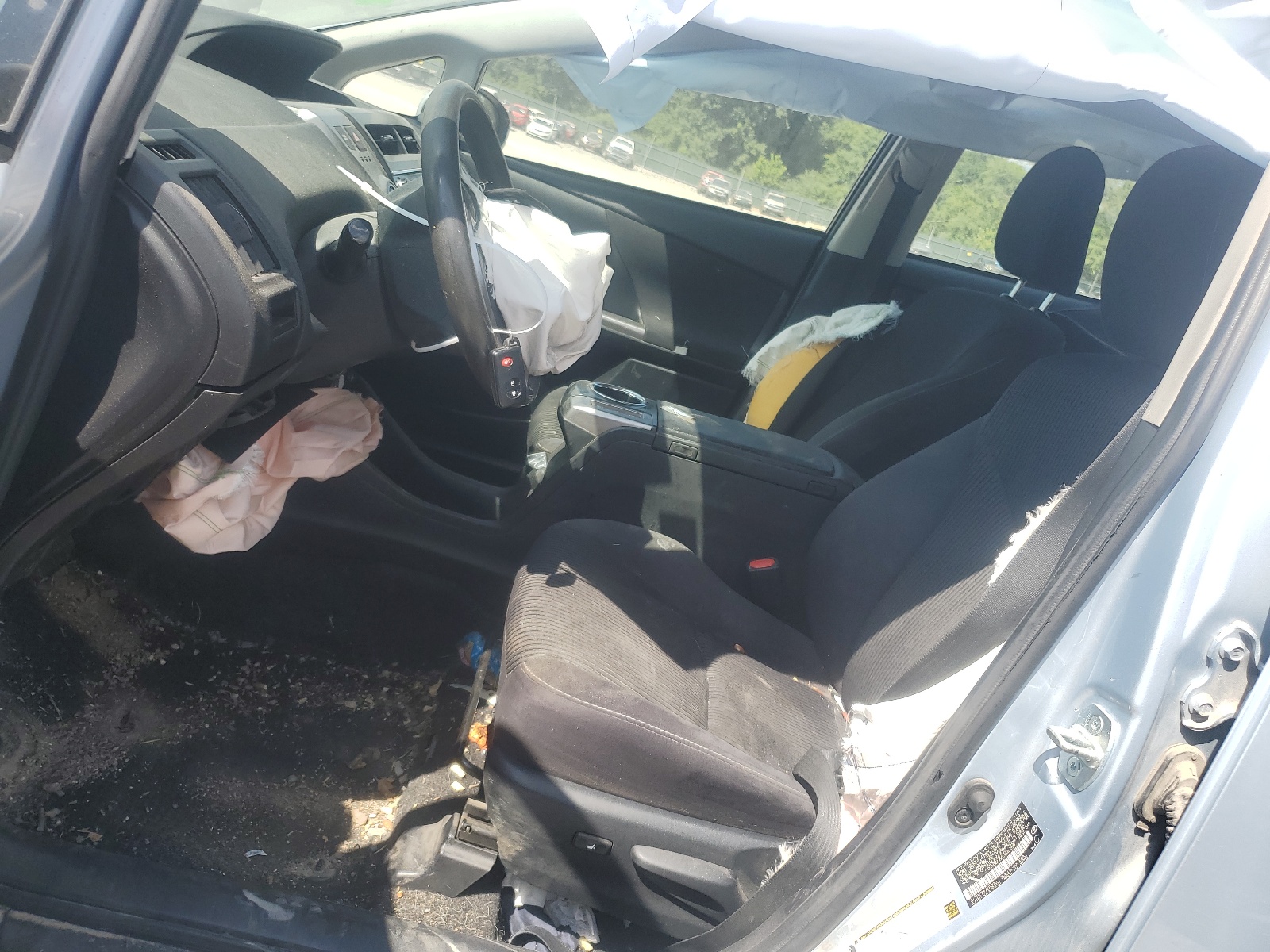 JTDZN3EU6GJ046250 2016 Toyota Prius V