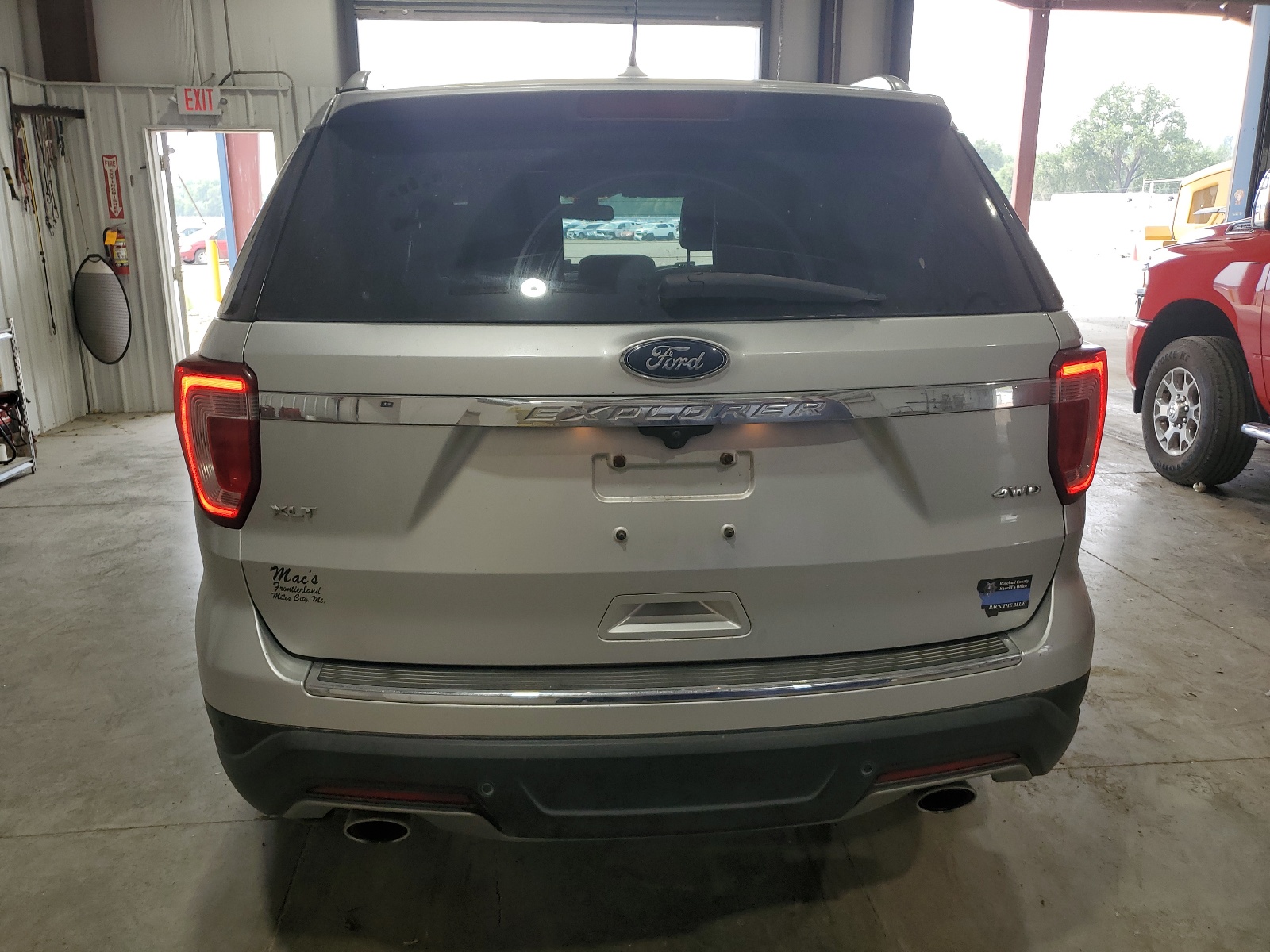 1FM5K8D83JGB94221 2018 Ford Explorer Xlt