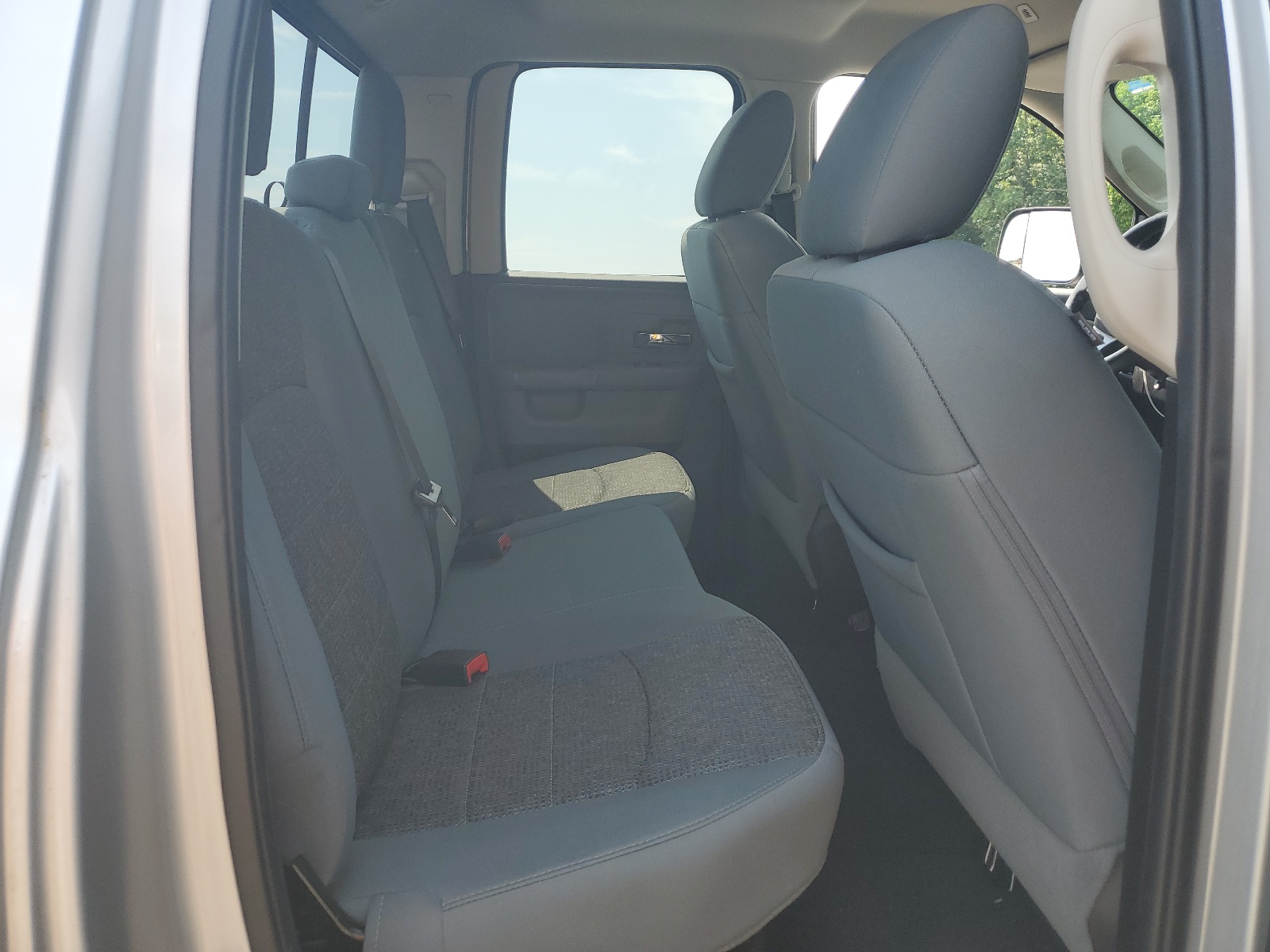 1C6RR7GT5HS750815 2017 Ram 1500 Slt