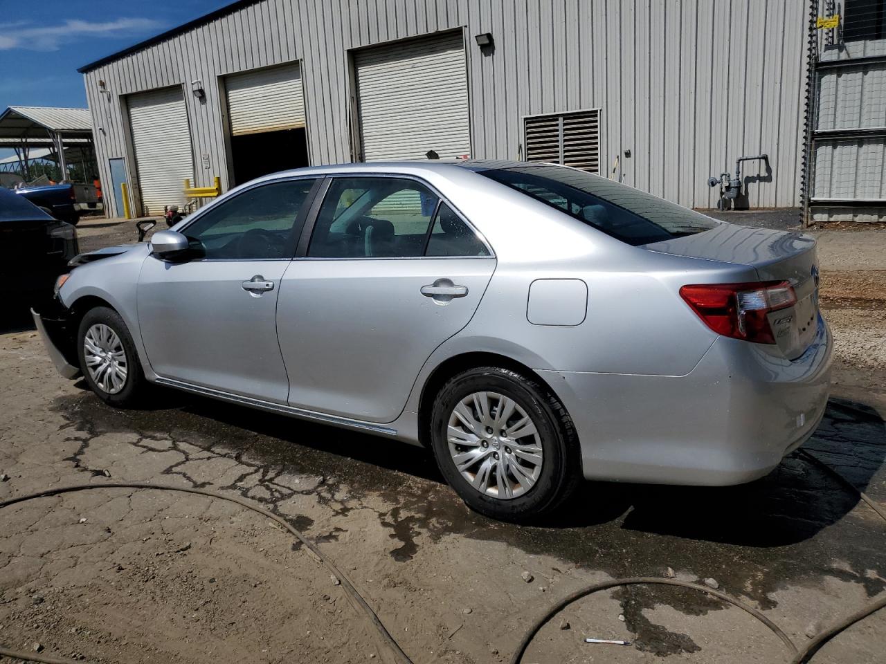2014 Toyota Camry - Image 2
