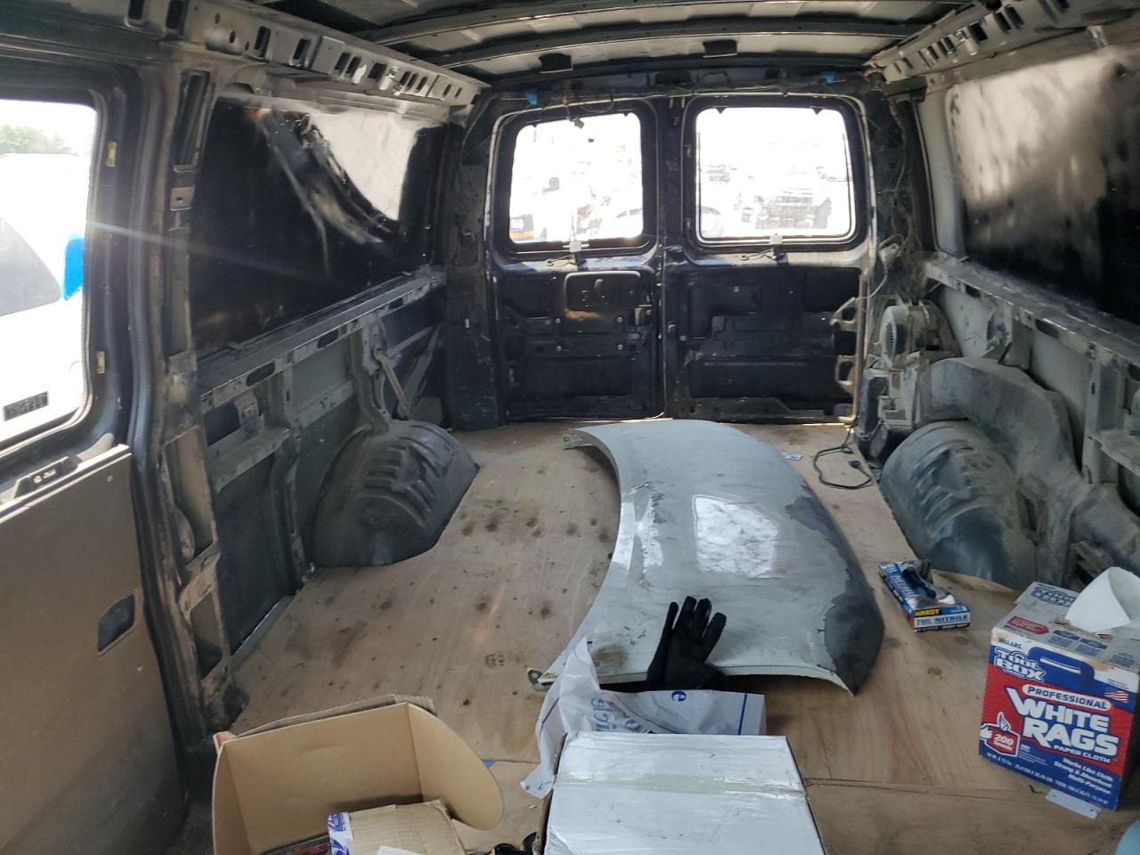 2005 Chevrolet Express G3500 VIN: 1GAHG39U451263754 Lot: 64380694