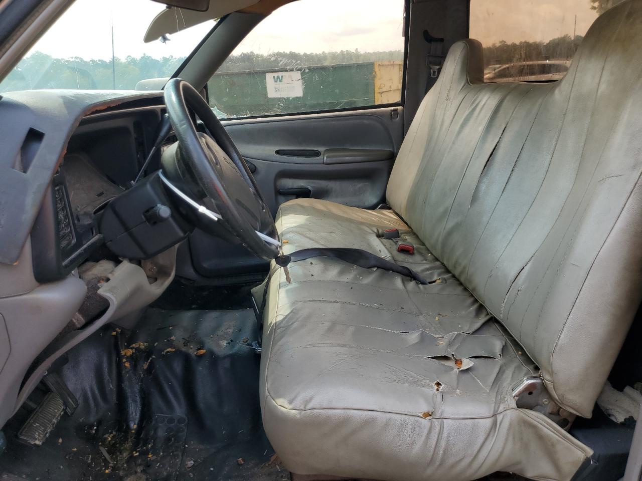 1994 Dodge Ram 1500 VIN: 1B7HC16X8RS636686 Lot: 62909024