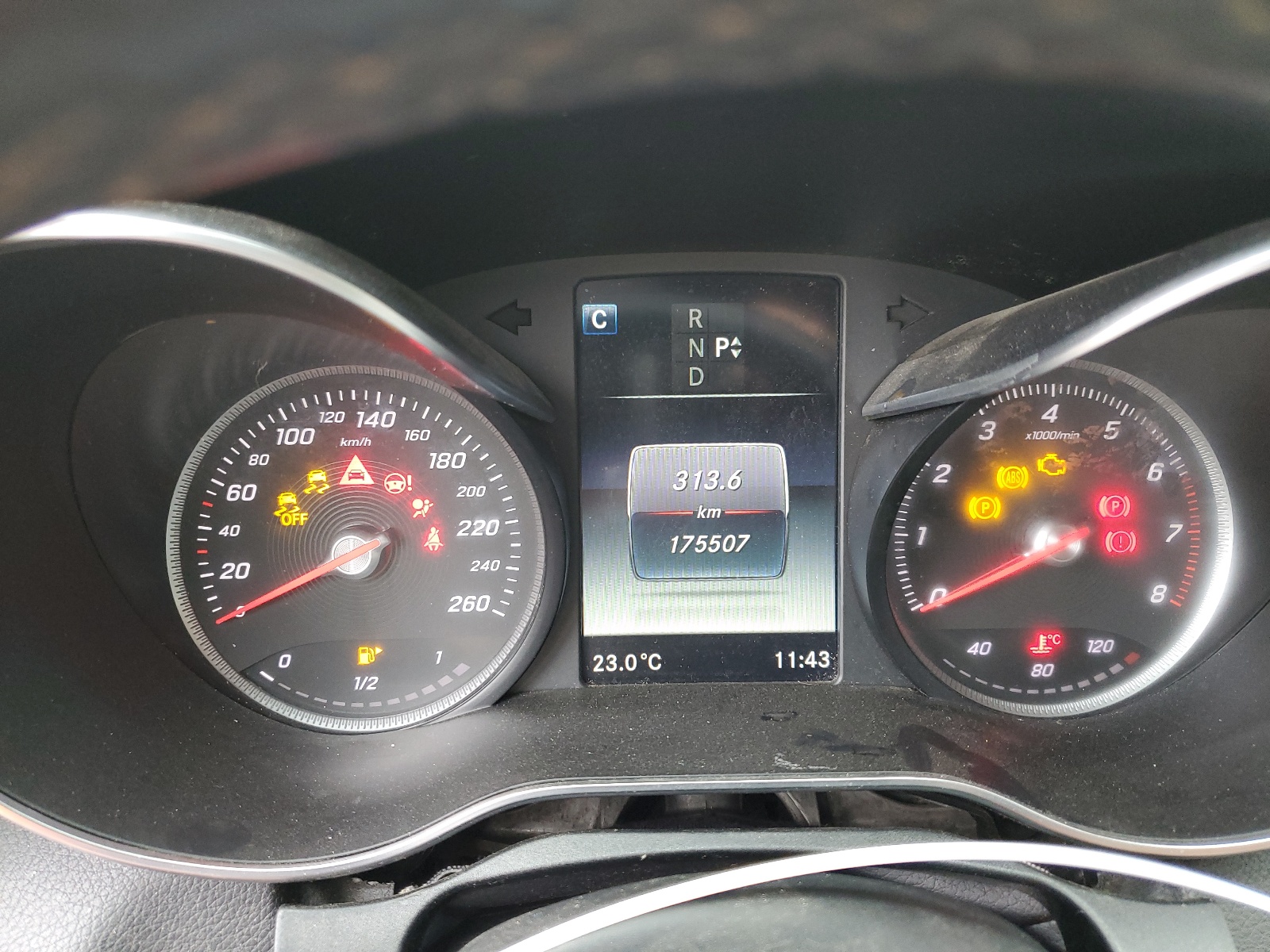 55SWF4KB4HU207002 2017 Mercedes-Benz C 300 4Matic