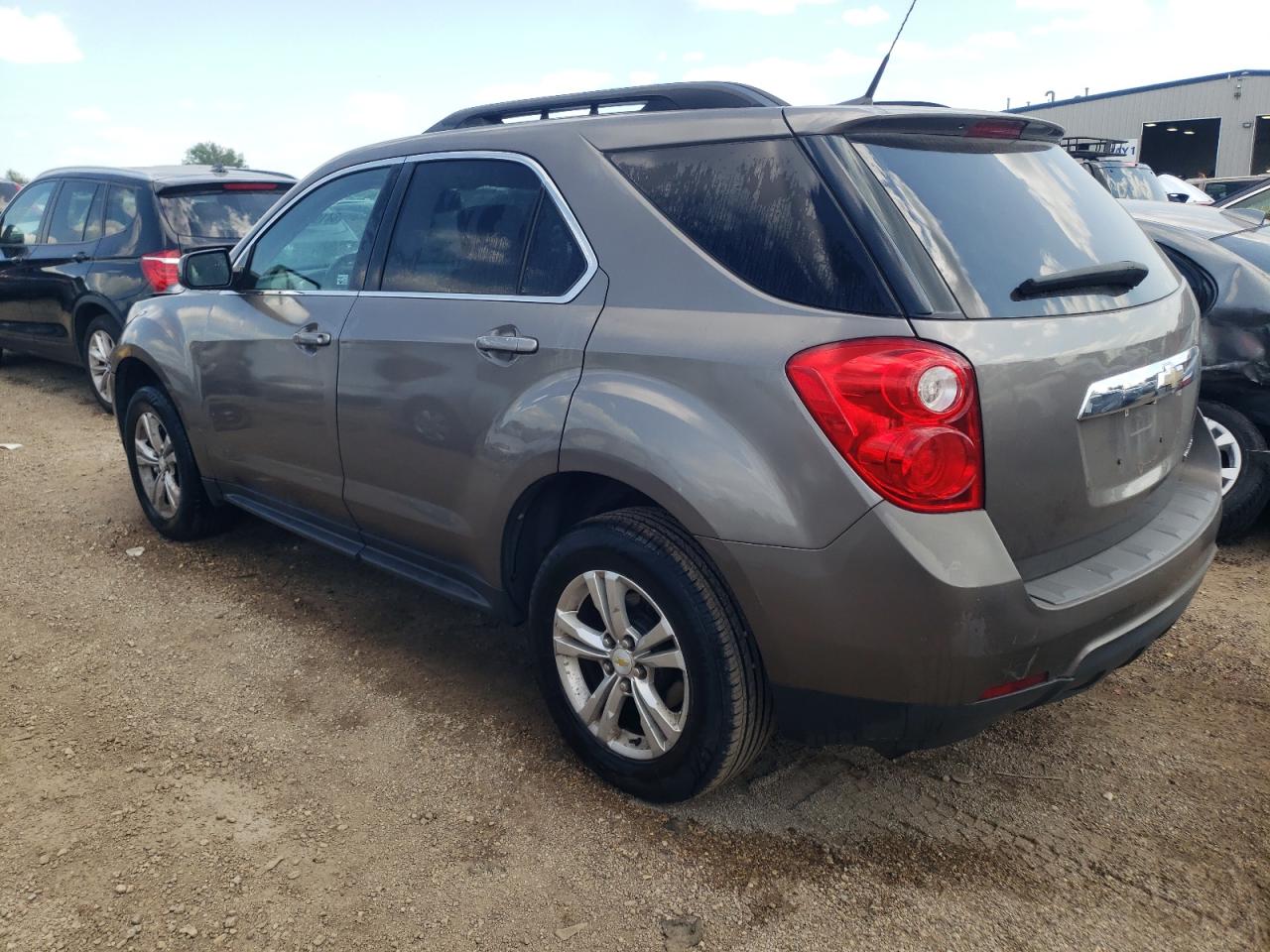2011 Chevrolet Equinox - Image 2