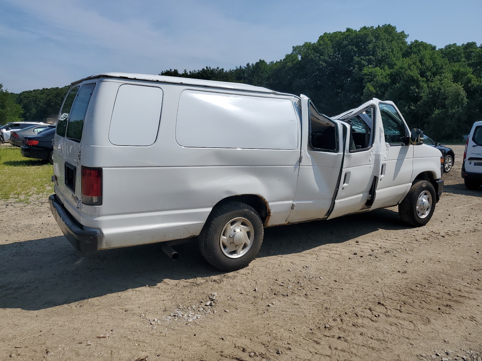 2013 Ford Econoline E350 Super Duty Wagon vin: 1FBSS3BL6DDB26328