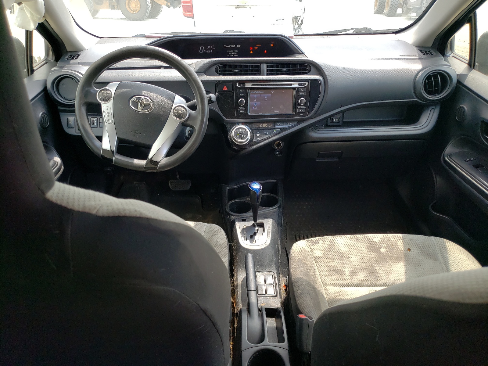 JTDKDTB39H1597905 2017 Toyota Prius C