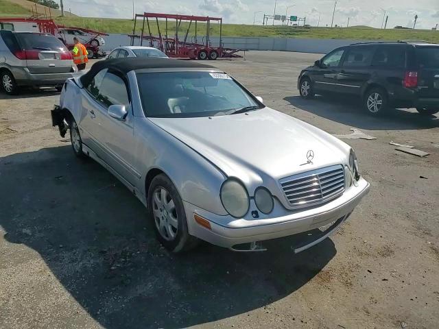 2000 Mercedes-Benz Clk 320 VIN: WDBLK65G9YT043552 Lot: 63386754