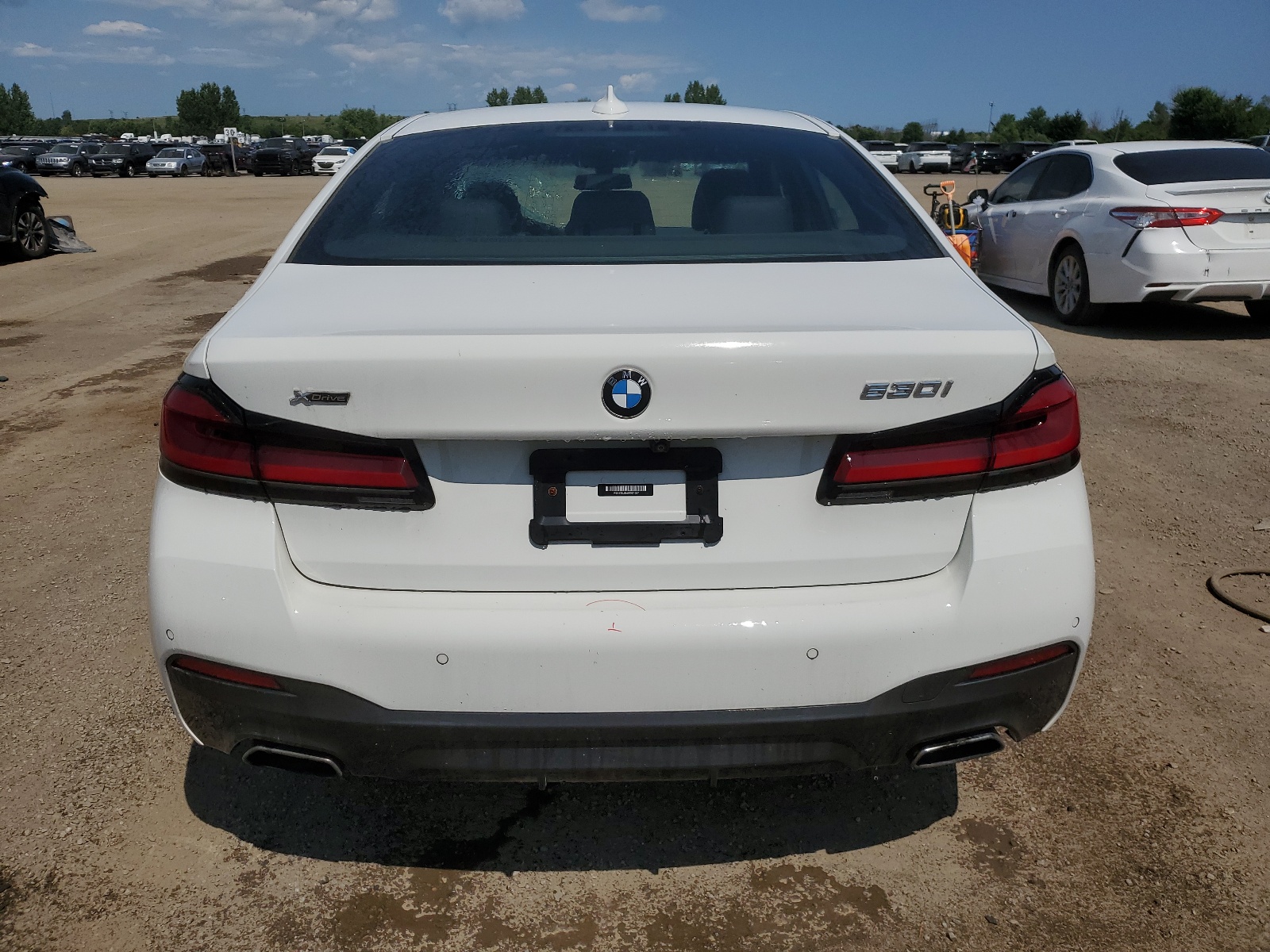 WBA13BJ09MWX01397 2021 BMW 530 Xi