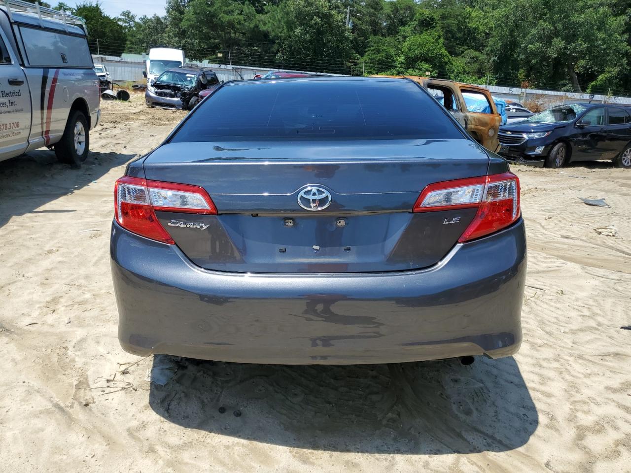 2014 Toyota Camry - Image 6