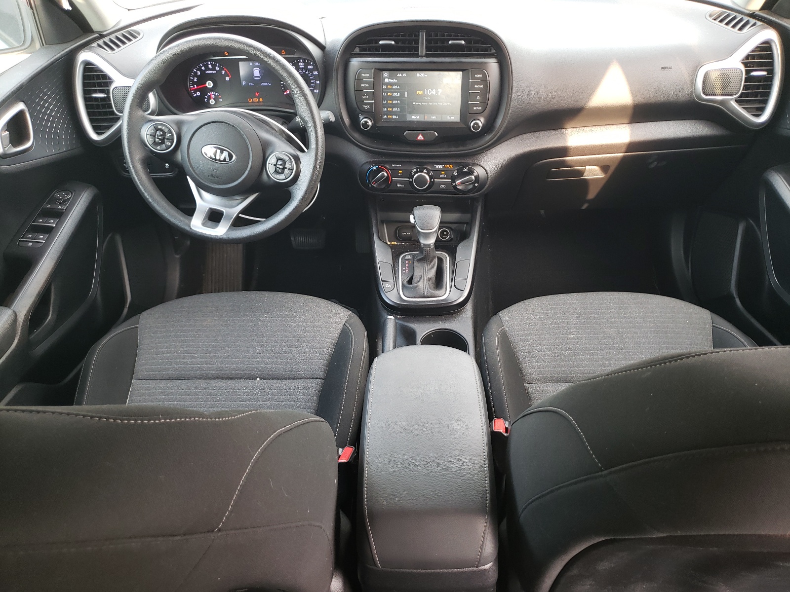 KNDJ23AU0L7722095 2020 Kia Soul Lx