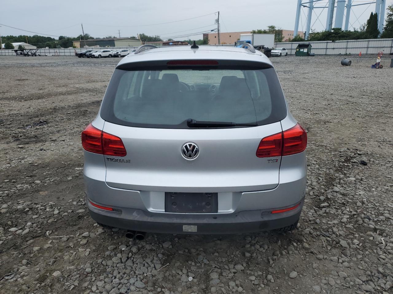 2017 Volkswagen Tiguan S VIN: WVGAV7AX5HK022582 Lot: 64680314