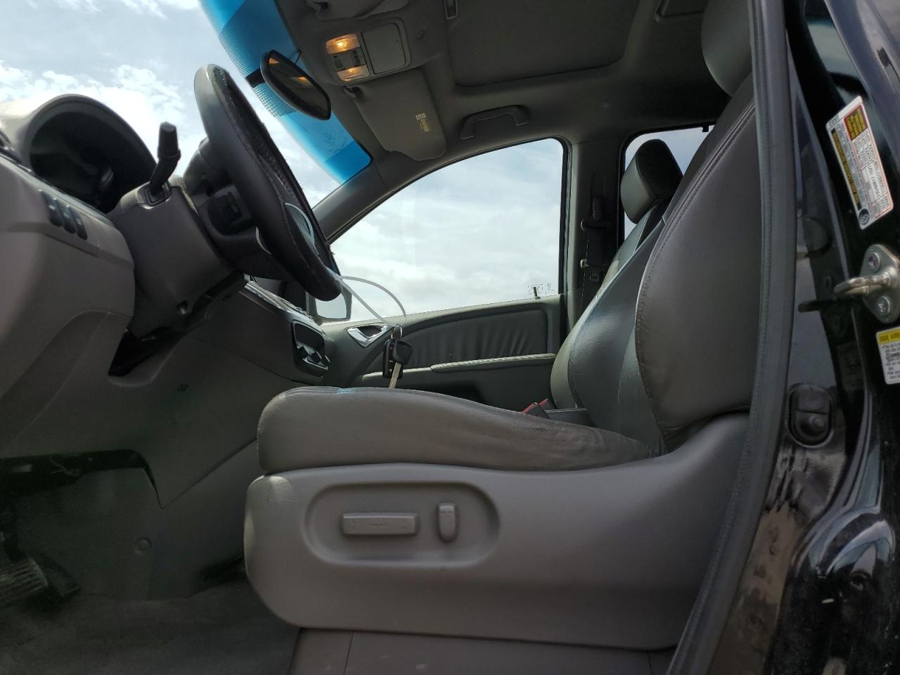 2010 Honda Odyssey Touring VIN: 5FNRL3H98AB107416 Lot: 63901404