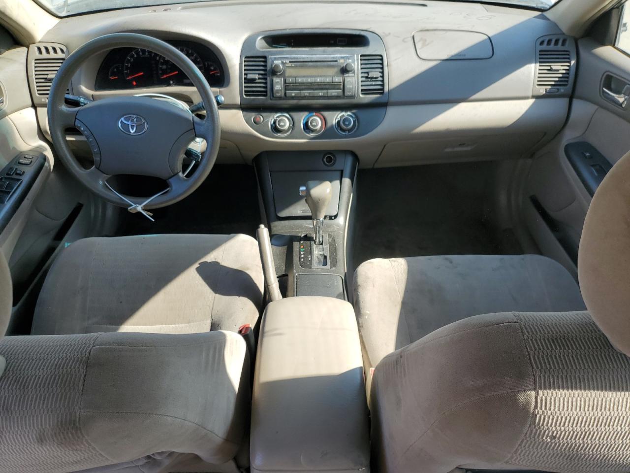 2005 Toyota Camry Le VIN: JTDBE32K353031274 Lot: 63672814