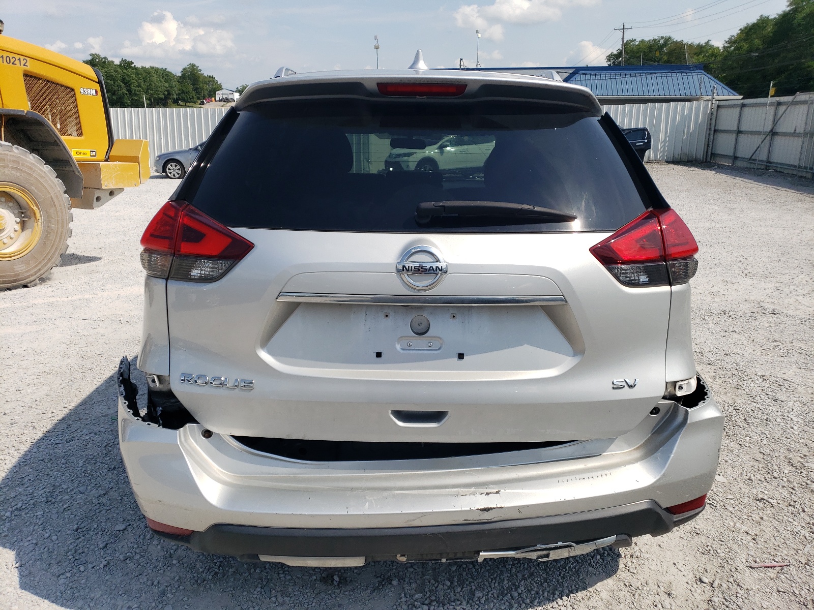 2017 Nissan Rogue S vin: KNMAT2MTXHP522343