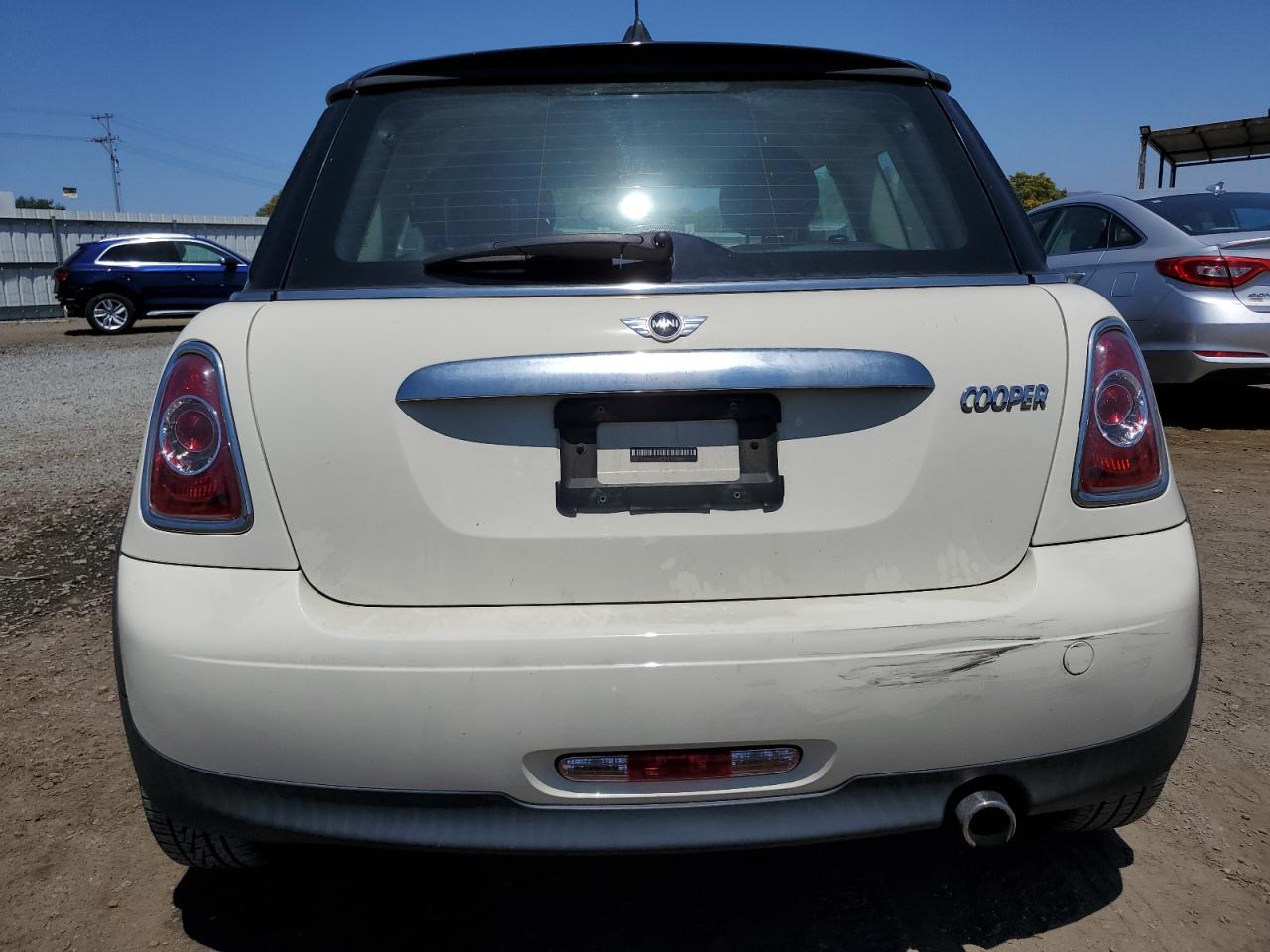 2012 Mini Cooper VIN: WMWSU3C58CT260880 Lot: 65224994