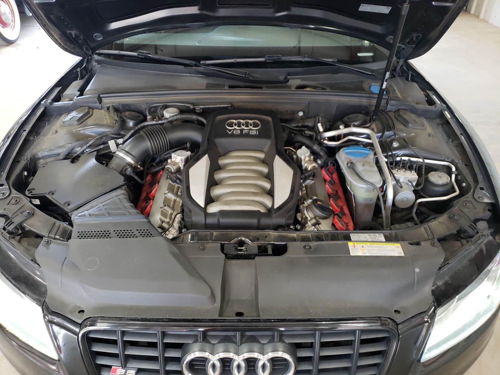 WAUVVAFR6BA057039 2011 Audi S5 Prestige