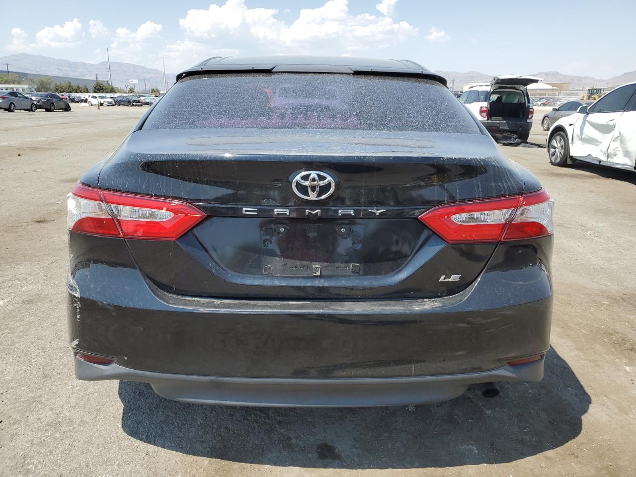 2018 Toyota Camry L VIN: 4T1B11HK1JU060313 Lot: 64796144