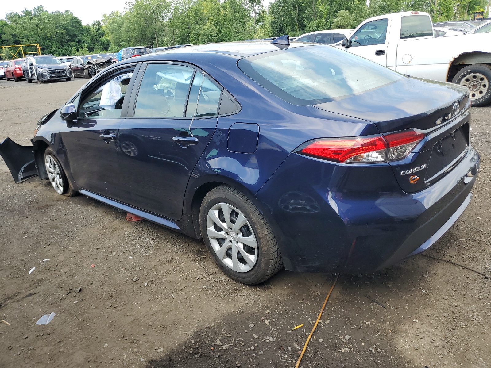 2020 Toyota Corolla Le vin: 5YFEPRAE2LP040137