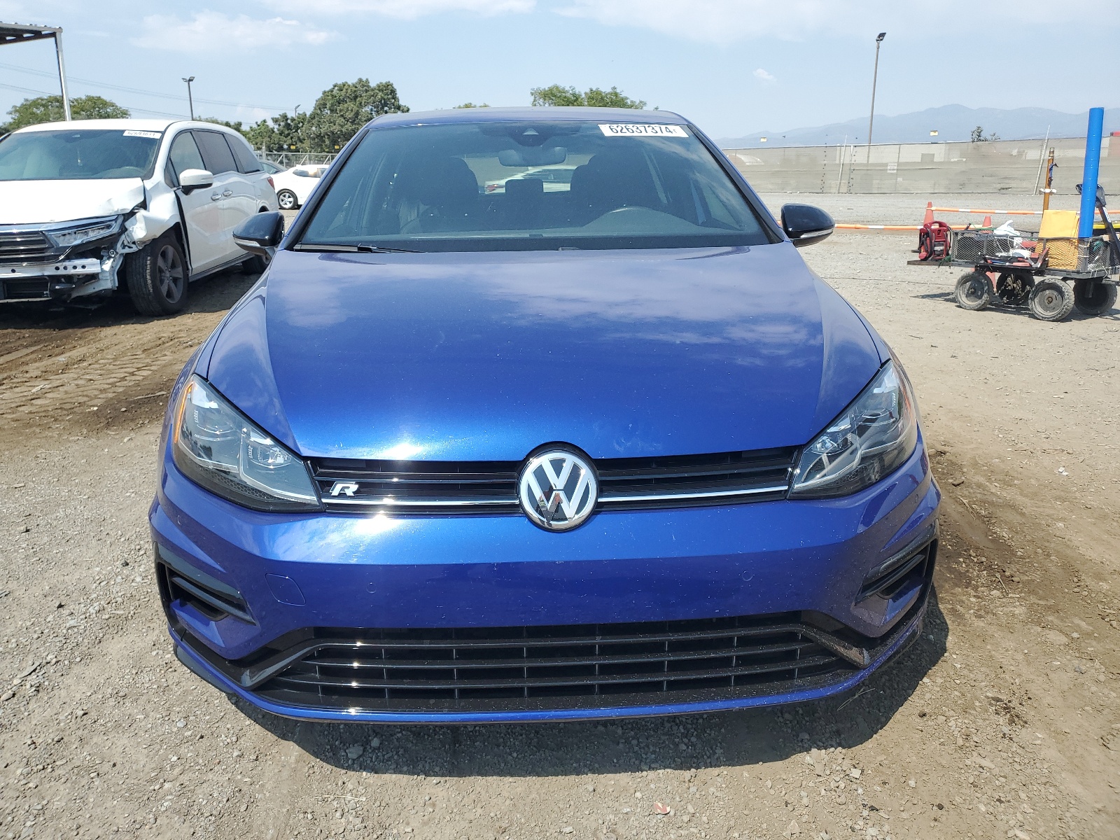 WVWWF7AU8JW066099 2018 Volkswagen Golf R