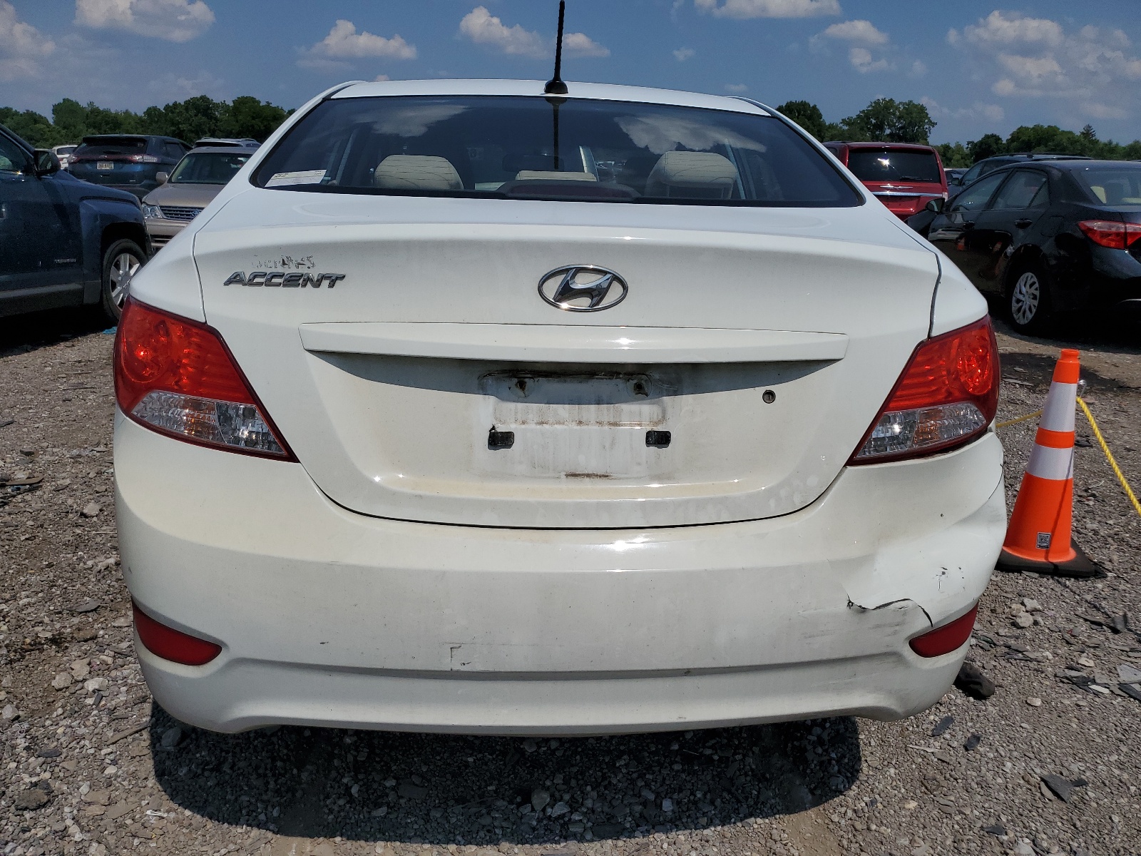 KMHCU4AE6CU049473 2012 Hyundai Accent Gls